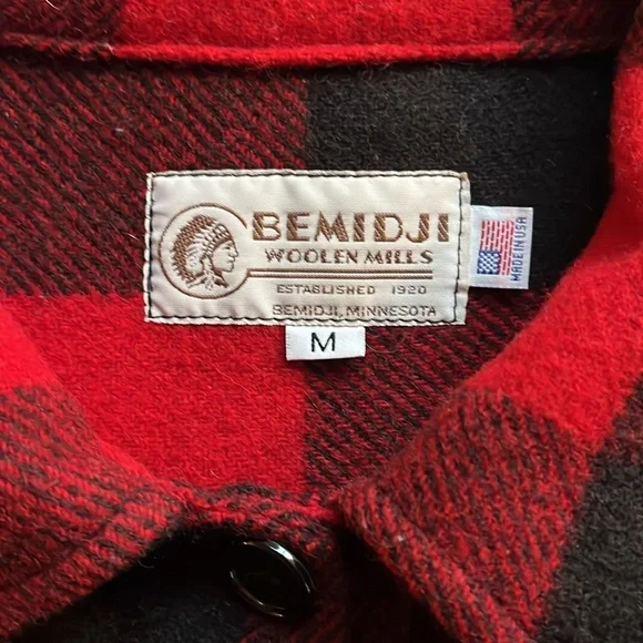 Bemidji Woolen Mills wool “unisex” buffalo plaid shirt / jacket.   Size M - Picture 2 of 8